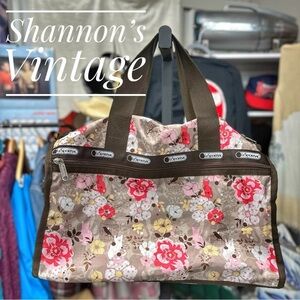 Le SportSac Women's Floral Pattern weekender Duffel Bag.